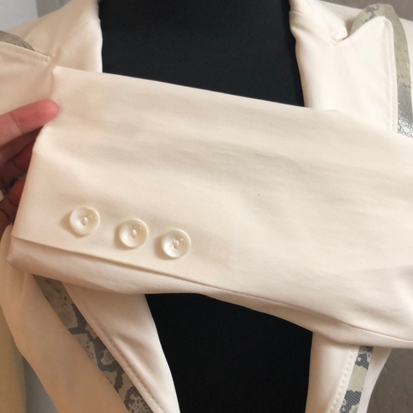 NWT Women's Sz 2  GUESS by MARCIANO White Blazer - Picture 5 of 8